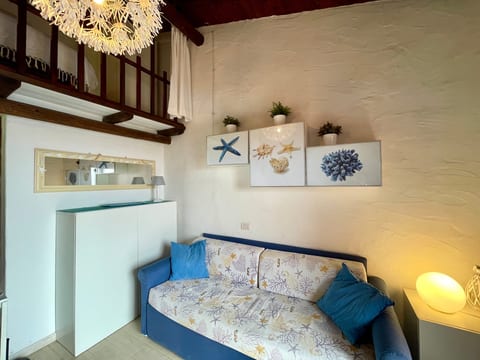 Punta Est - Studio Tramontana Loft & Sea View