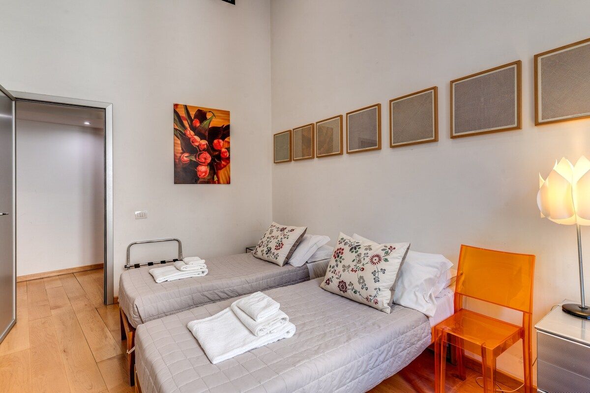 The bedroom n.3 with 2 single beds which can be pushed together to form a double bed
