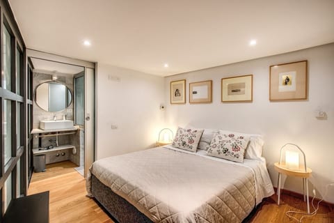 The bedroom n. 1 with cabin closet and bathroom en suite