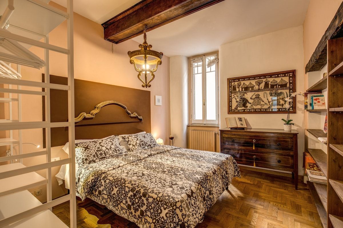 Bedroom no. 1 with KING SIZE mattress
