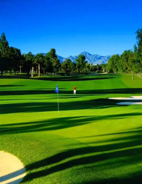 Groups Live Luxe | 4K SQFT by Famous Golf Course