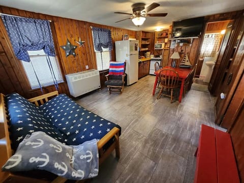 All of Anchorage Cottages — 7 Homes on Lake Huron