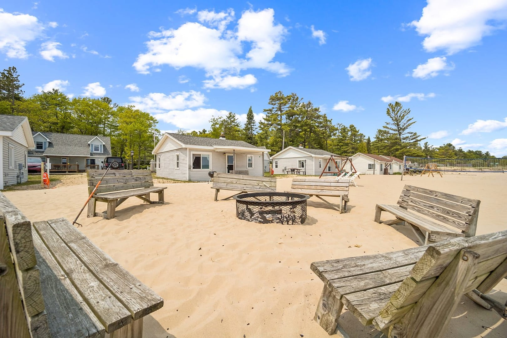 Cozy Lake Huron Cottage Retreat
