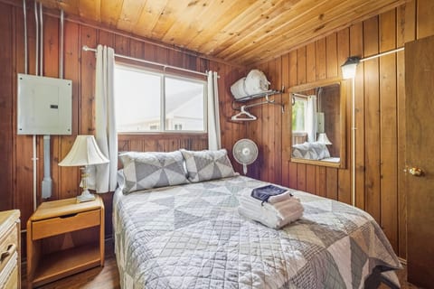 Beachside Cottage on Lake Huron