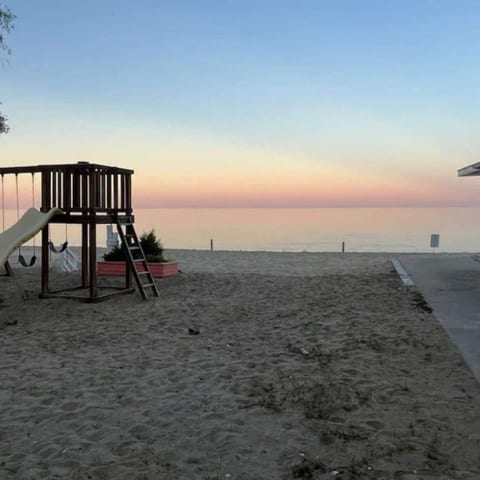 Lake Huron Group Retreat | 13BR Resort w/ Pavilion