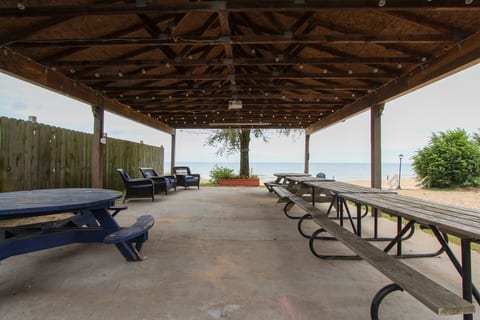 Lake Huron Group Retreat | 13BR Resort w/ Pavilion