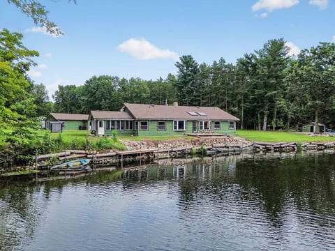The Grand Riverhouse