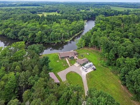 The Grand RiverHouse + Bunkhouse+Camper