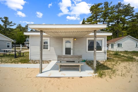 Cottage 1 Exterior
