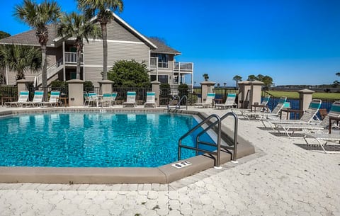 Harbour Point Pool