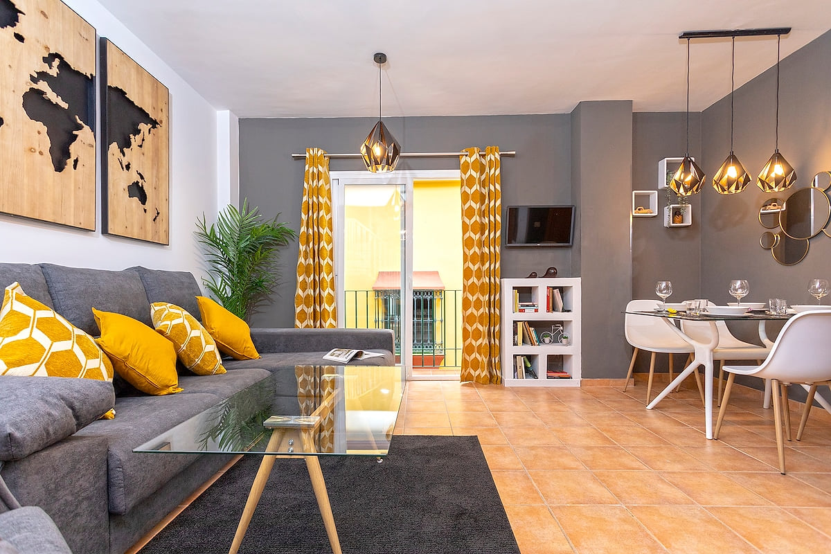 Heart of Marbella's downtown with garage
