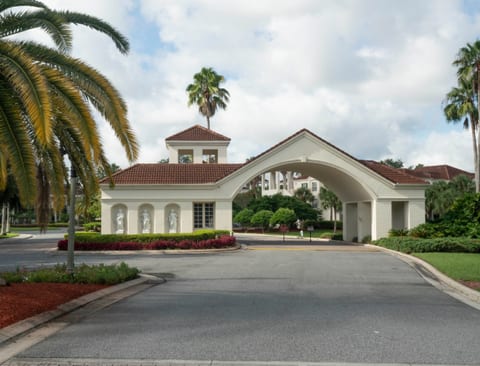 2BR Star Island Orlando Getaway – Kissimmee Resort