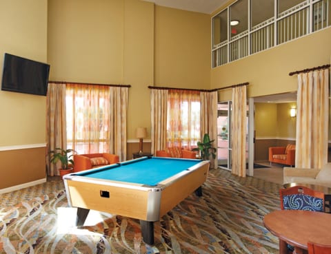 Palm-Aire 2BR Tropical Getaway – Pompano Beach
