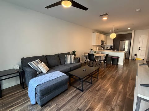 DT Tempe - Pool, Gym - 5 Min to Airport