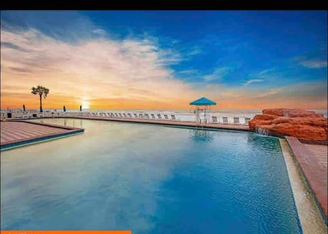 Beautiful Beachfront Resort Condo image 1