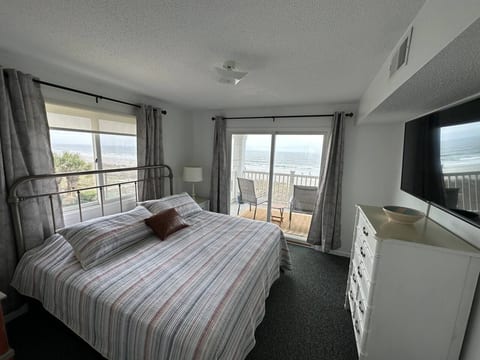 Experience the ultimate comfort in this well-appointed bedroom, perfect for a couple seeking a luxurious retreat.