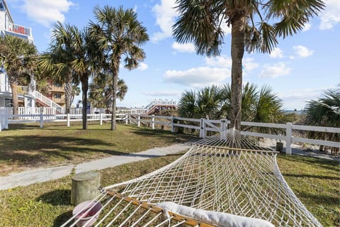 Lavish Accessible, On Ocean, 4 King Beds, Huge Private Pool, Yard, Spa, Patio, BBQ, & Game Tables