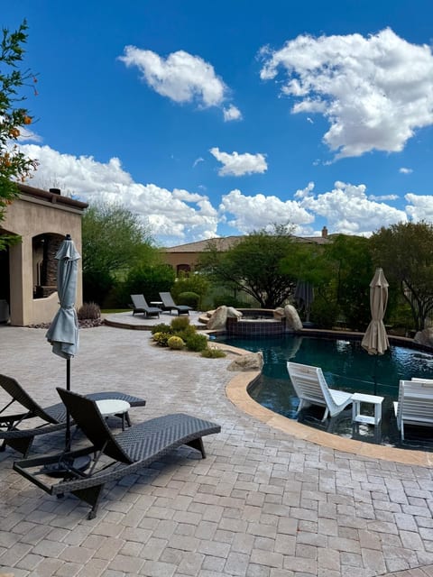 Luxury North Scottsdale Oasis
