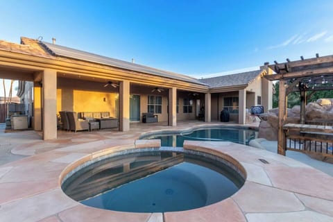 Mystic Desert Stay • Litchfield Park • Pool & Spa - Holiday Home