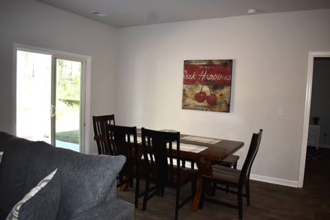 Calabash Comfort | Near Golf & Beach