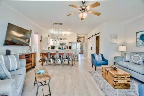 Steps to Beach, Heated Private Pool, Sleeps 20