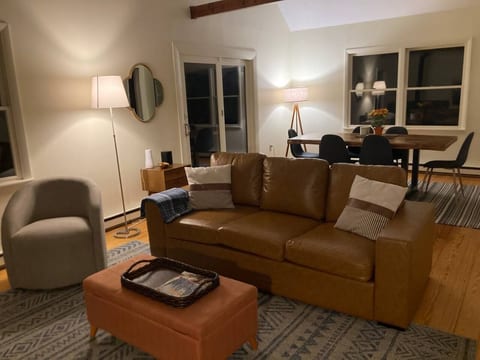 Berkshires Cottage | Trails & Water Nearby