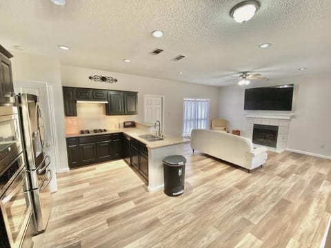 Allen Oasis | Game Room