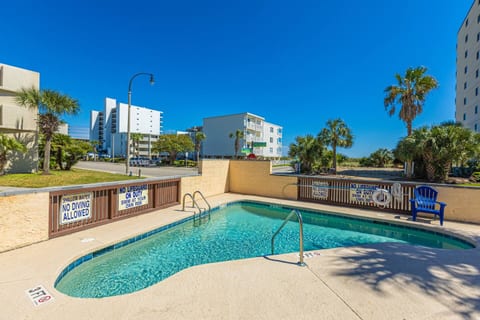 Beachside Bliss • Pool • Near Beach & Attractions