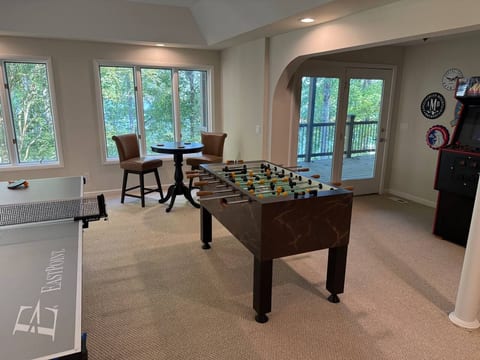 Dockside Retreat on Lake Lanier • Stay, Swim, Ski