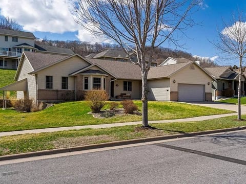 Aspen Valley Retreat • Spacious Family Home