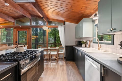 Oar & Evergreen: Forest Views + Private Dock