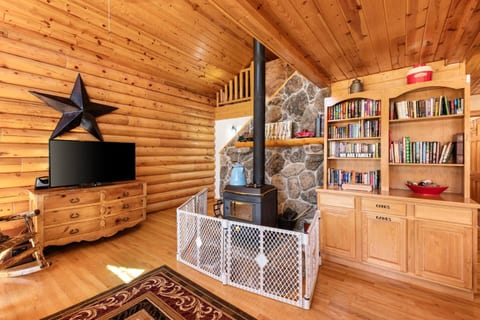 Nature Lover’s Escape | Red Feather Lakes Cabin