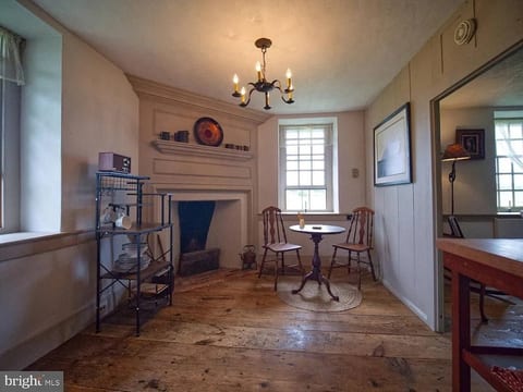 Historic Farmhouse • Barn Tavern • Near Penn State