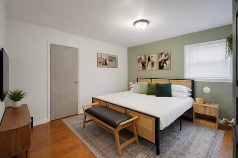 Pet-Friendly 3BR Home • Near Hospitals