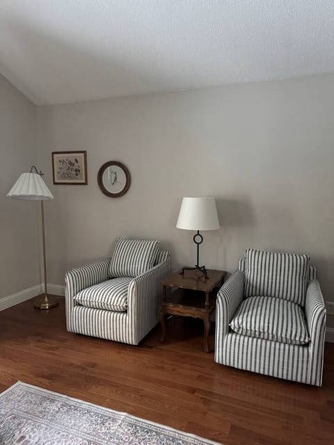 Sylvania Condo • Quiet Retreat • Near Metroparks