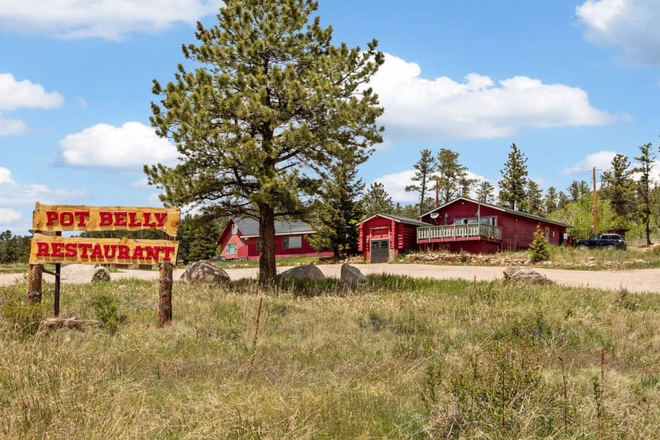 Sandstone Cabin B • Lake View & Dock - Mauston