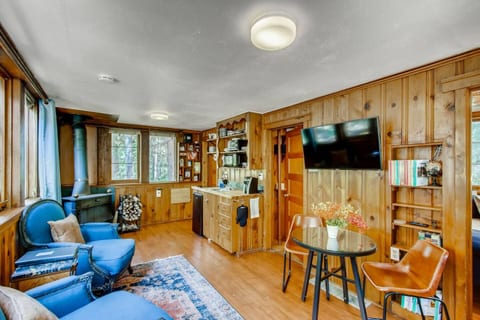 Epiphany Pines Waterfront work & play cabin
