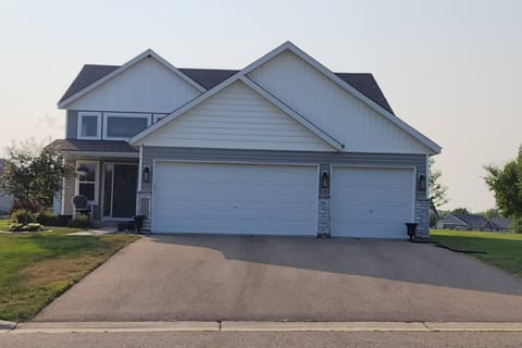 Pet-Friendly Faribault Home • Near Shattuck