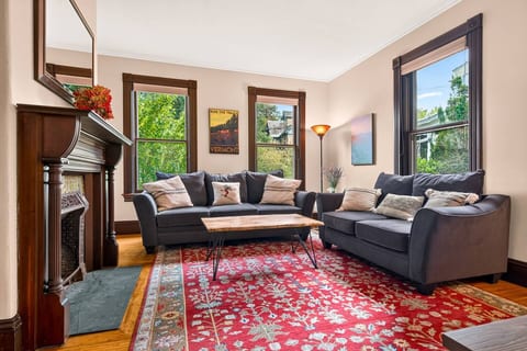 Classic Victorian Retreat Near Downtown