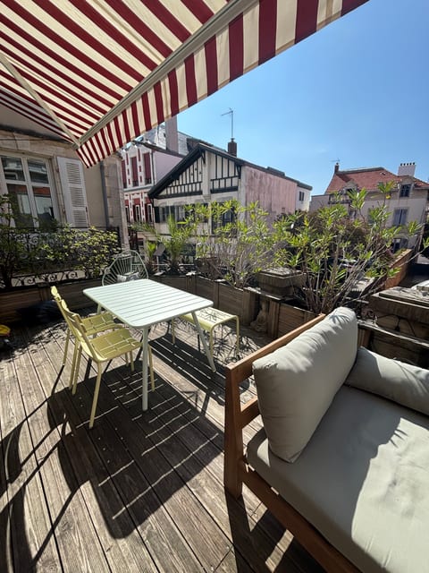 The Biarritz Terrace