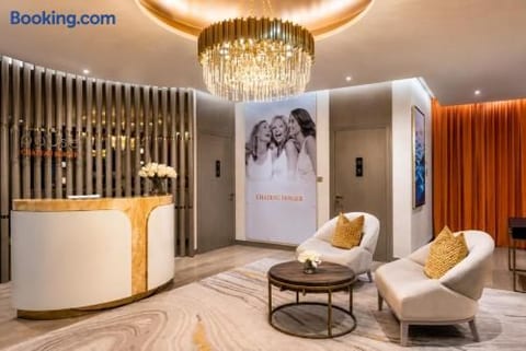 Infinity Pool 2BR · Paramount Midtown
