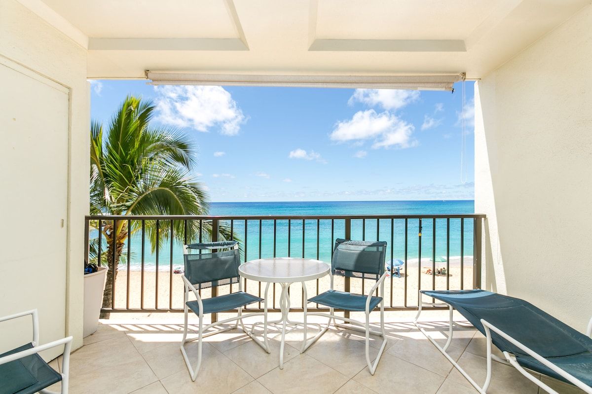 BEACHFRONT CONDO-LEGAL-GREAT VIEWS!-FREE PKG/WIFI-POOL, HOT TUB,TENNIS/PICKLE 2