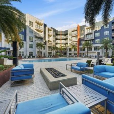 Stylish 2BR w/ Balcony, Pool & Pet-Friendly #15