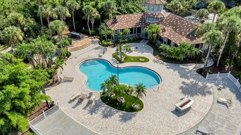 Jacuzzi/ Pool #1