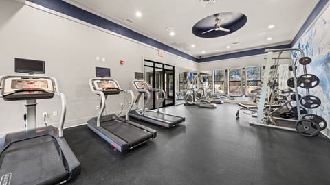 Stylish 2BR Corporate Stay | Pool + Balcony #2