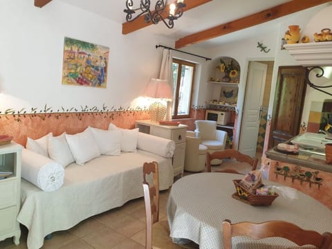 petite maison, 28-30 m², 2 pers