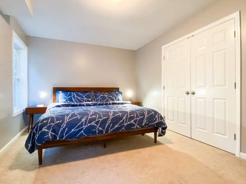 #11 -* 4 Bedrooms, 3 Baths! Sleeps up to 10