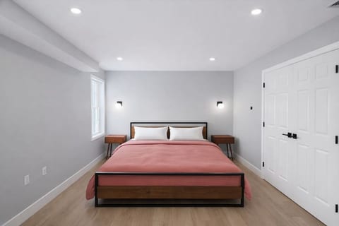#11 -* 4 Bedrooms, 3 Baths! Sleeps up to 10