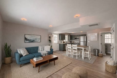 #11 | 4BR/3BA | Sleeps 8 in beds, up to 14