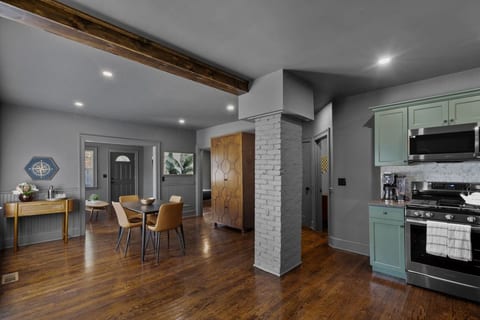 #28- *Modern Bungalow*